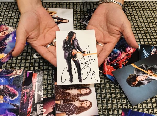 Collectible #2 - Signed photography - Image 4
