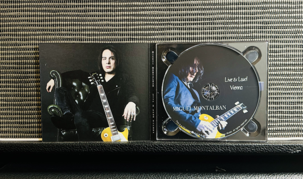 Live And Loud Vienna - Music CD - Image 3